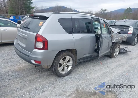 2015 Jeep Compass Sport z USA, uszkodzony, nr VIN 1C4NJDBB7FD225655